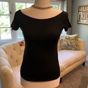 NWT Black scoop neck top size small - great basic!